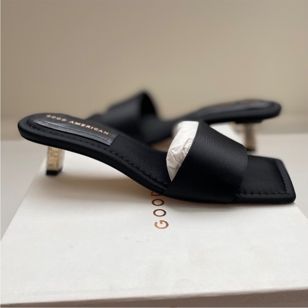 Good American Black Mules with Gold Heel - Picture 2 of 6
